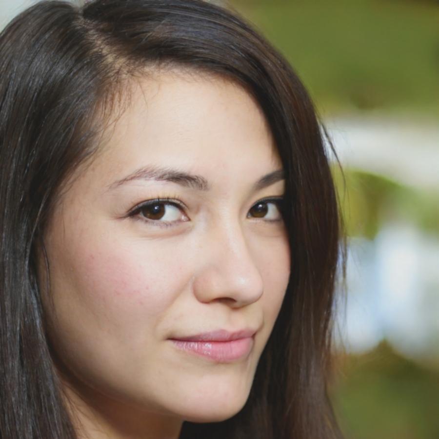 Portrait de la directrice des programmes Sarah Chen